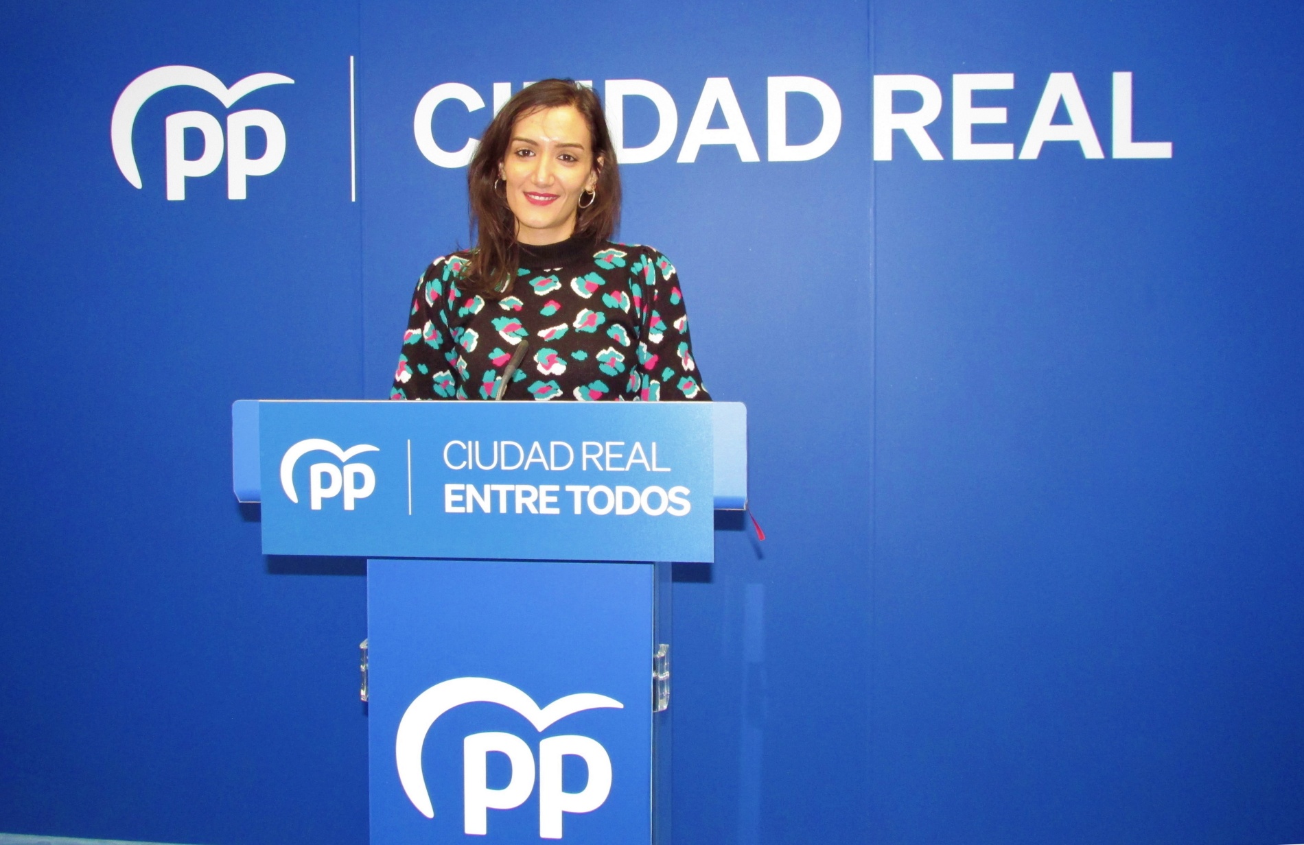 Superar Español Menos Victoria Gómez denuncia que “ Page pretende ser el socialista bueno pero se pone de perfil en la defensa de las mujeres y dice sí y solo sí a Pedro Sánchez” - Superar Español Menos Victoria Gómez denuncia que “ Page pretende ser el socialista bueno pero se pone de perfil en la defensa de las mujeres y dice sí y solo sí a Pedro Sánchez” -