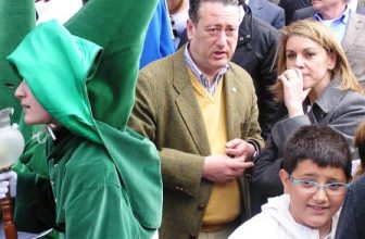 Cospedal en las procesiones de Almagro