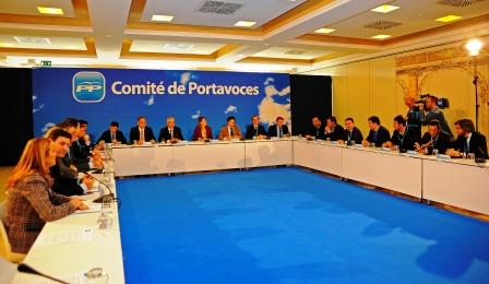 Cospedal_preside_Comit_portavoces_en_Interparlamentaria_PP