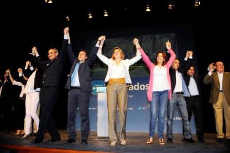 Diego, María Dolores y Rosa despiden el acto cospedal_alcazar2