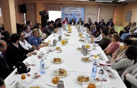 Mesa con el colectivo empresarial e industrial