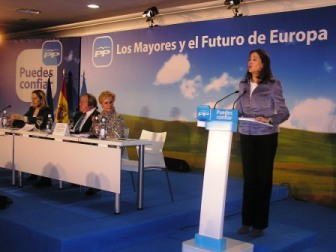 rosa_romero_conferencia_de_mayores_1.jpg